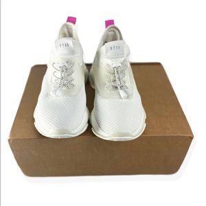 Steve Madden white sneakers